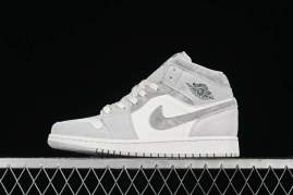 Picture of Air Jordan 1 MID _SKUfw18028384168382360fw